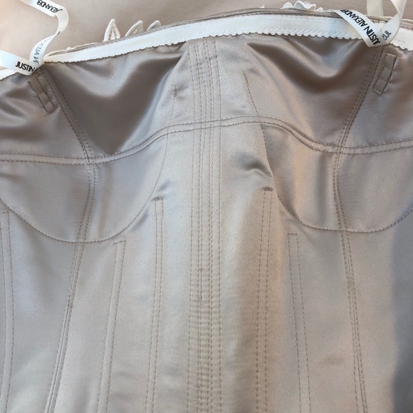 Justin Alexander retro-wedding dress - Picture 5 of 7